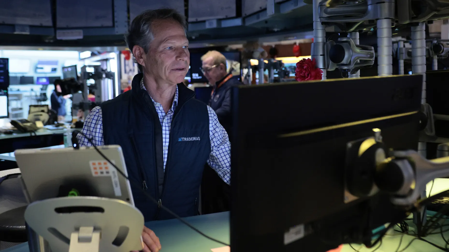 NYSE floor traders April 2026, Michael M. Santiago Getty Images